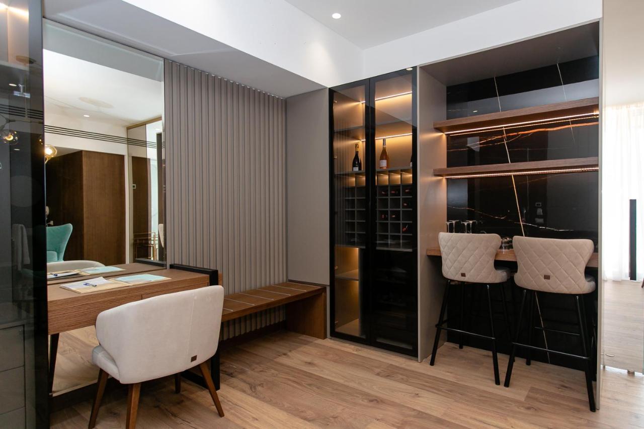 Hotel Empire Adults Only 4*