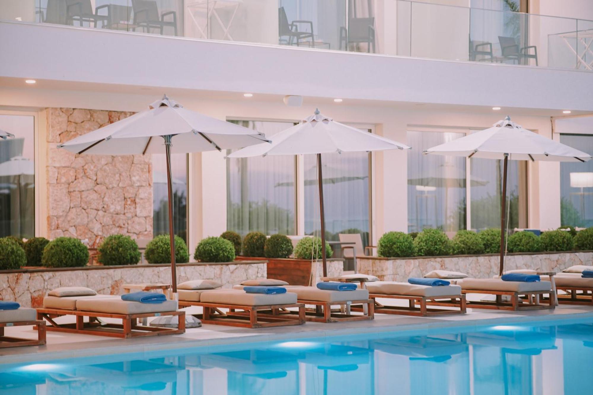 Empire Adults Only 4*